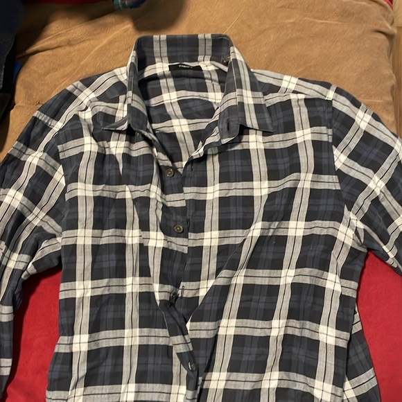 Men’s medium theory dress shirt - Picture 2 of 2